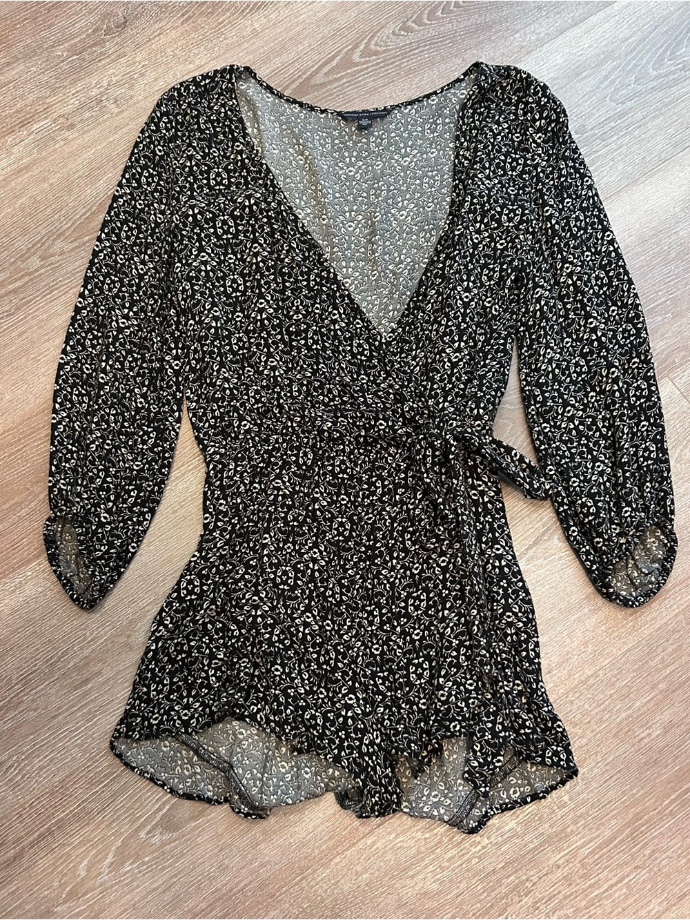 American Eagle Outfitters Black and White Floral romper
